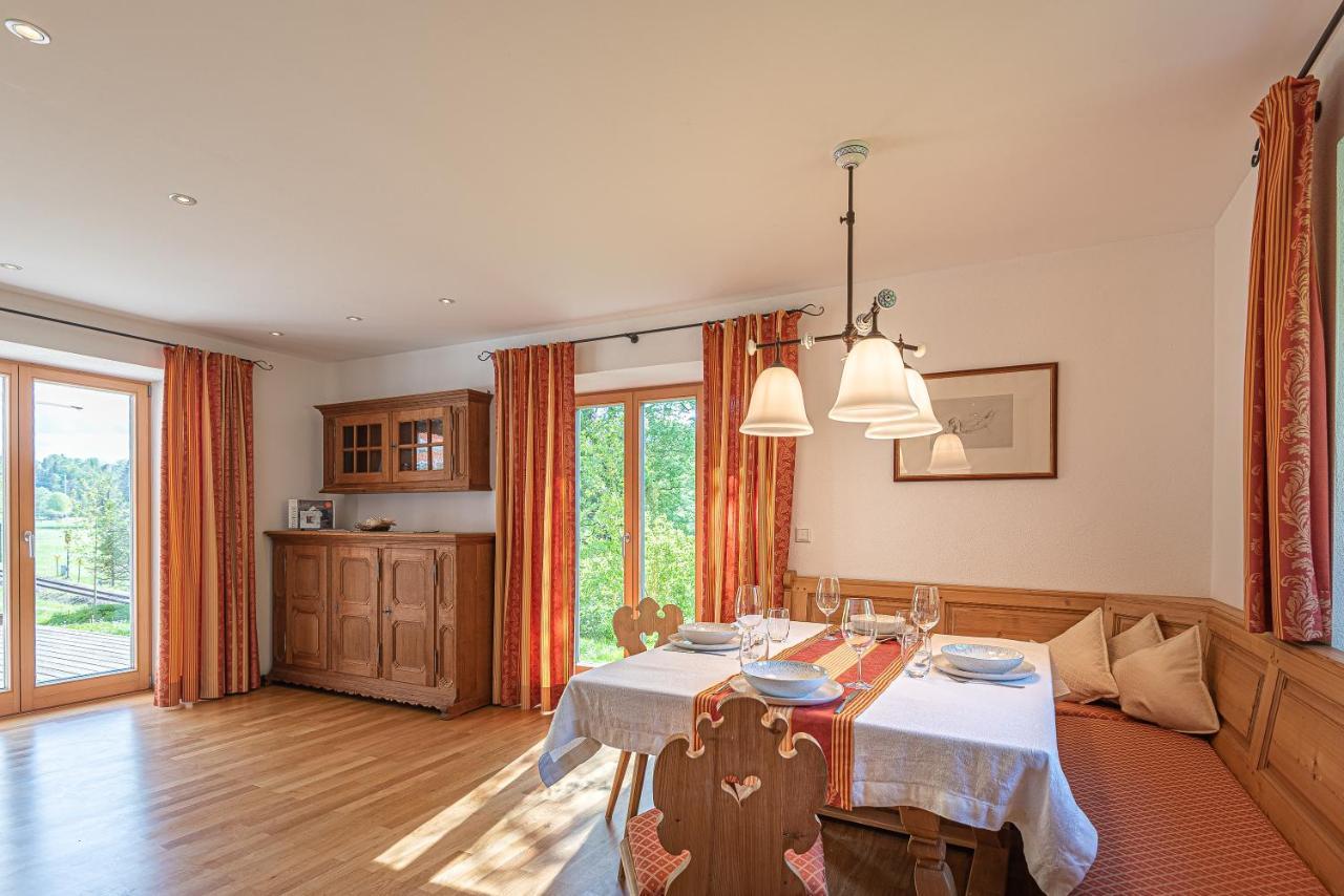 Ferienhaus Schlierachtal มีสบาค ภายนอก รูปภาพ
